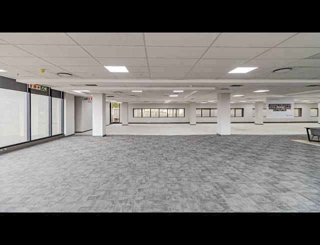 673M² OFFICE TO LET IN ROSEBANK